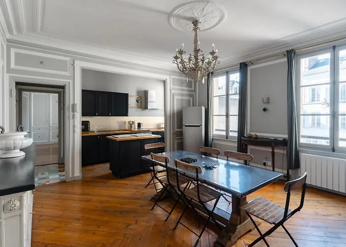 Du Clos Vorin Apartament